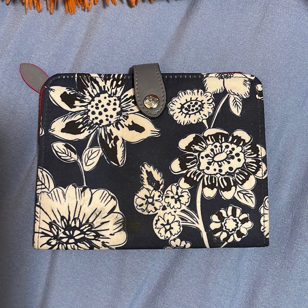 Vera Bradley wallet